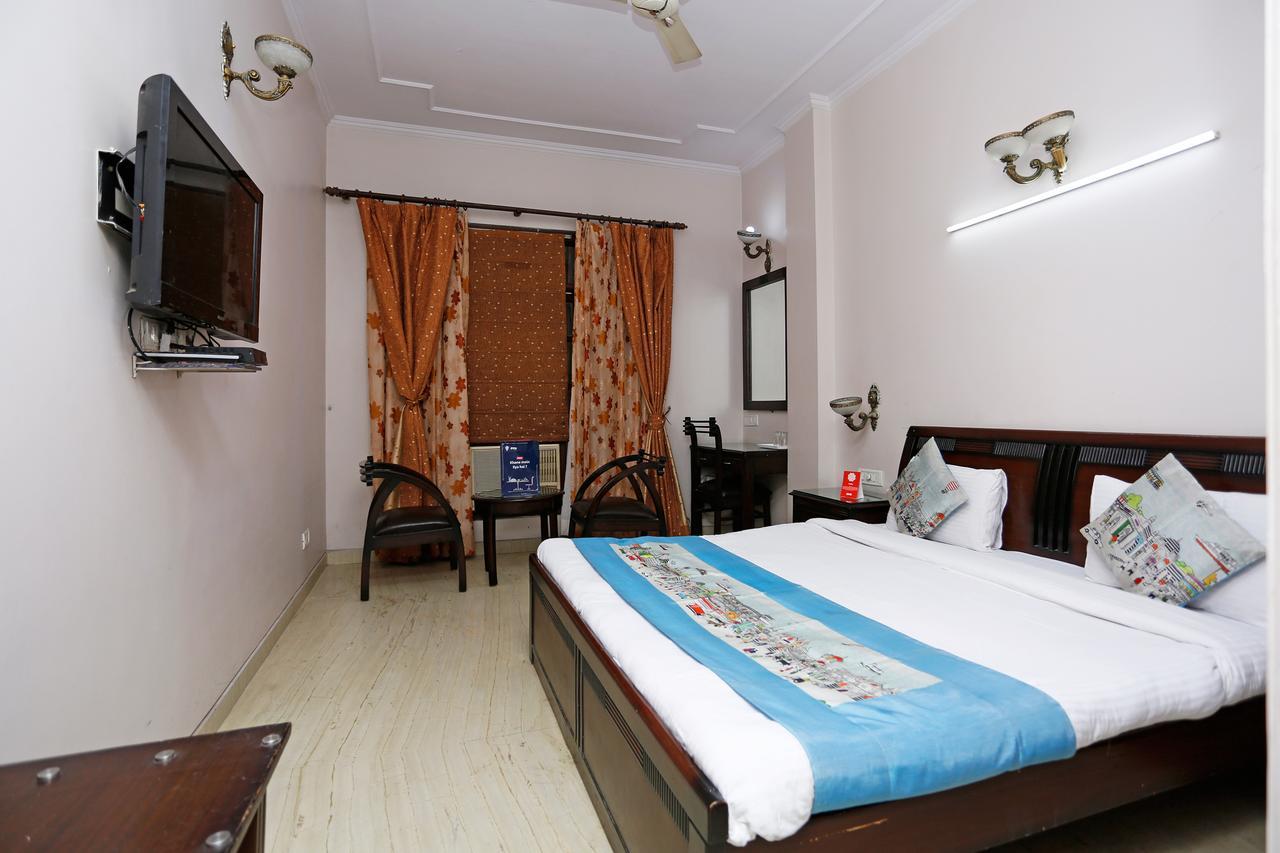 Oyo 5401 Hotel Mid Town Ню Делхи Екстериор снимка